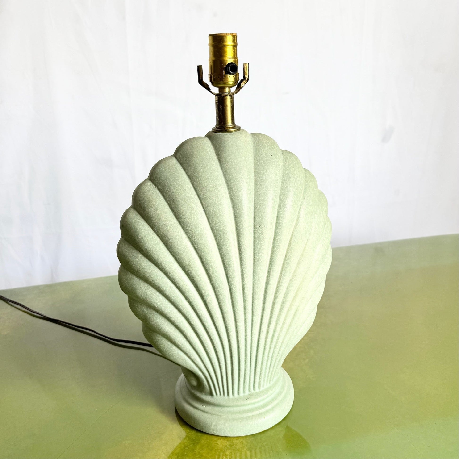 Postmodern Mint Green Ceramic Clam Shell Table Lamp - Dolphin & Flamingo