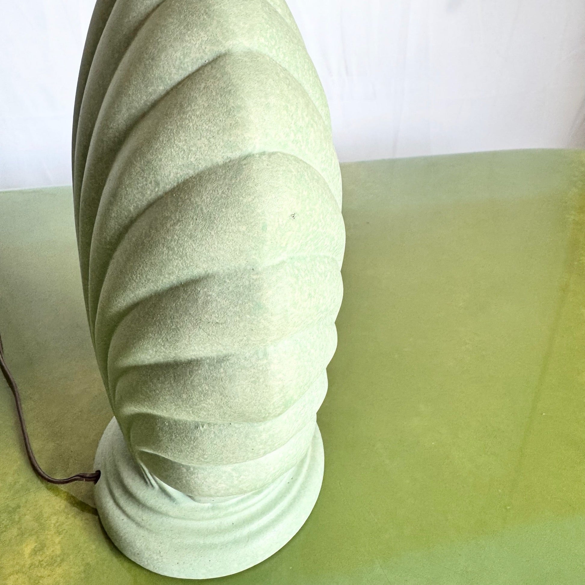 Postmodern Mint Green Ceramic Clam Shell Table Lamp - Dolphin & Flamingo