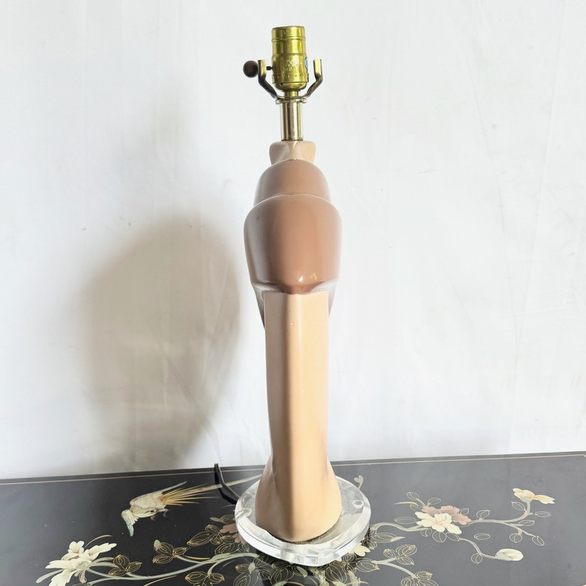 Postmodern Peach and Mauve Ribbon Disk Table Lamp With Lucite Base - Dolphin & Flamingo