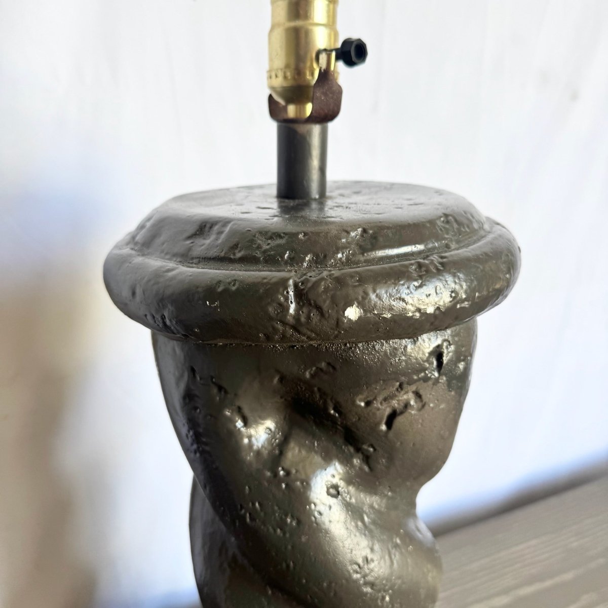 Postmodern Twisted Plaster Brown Table Lamp - Dolphin & Flamingo