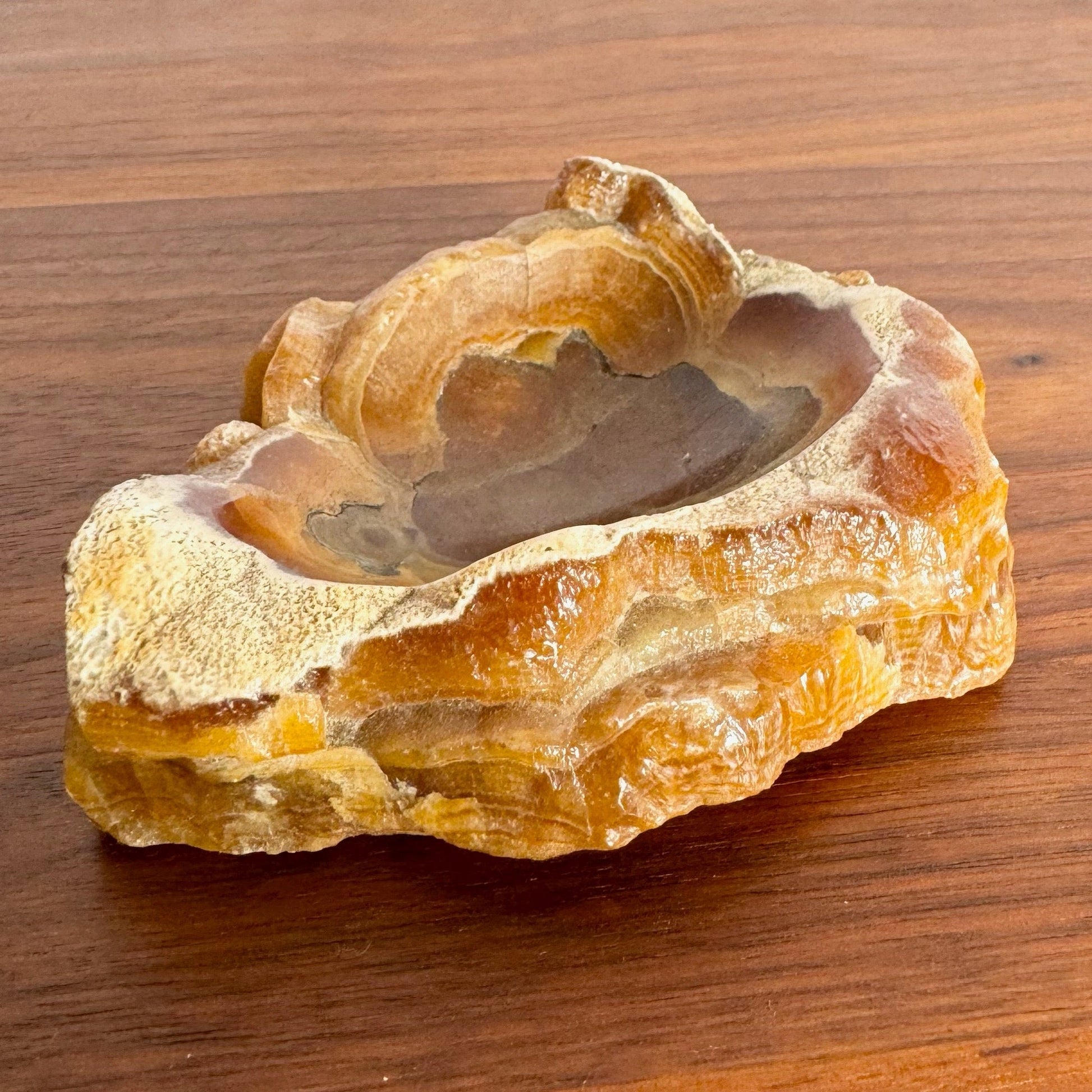 Vintage Agate Stone Bowl Ash Tray - Dolphin & Flamingo