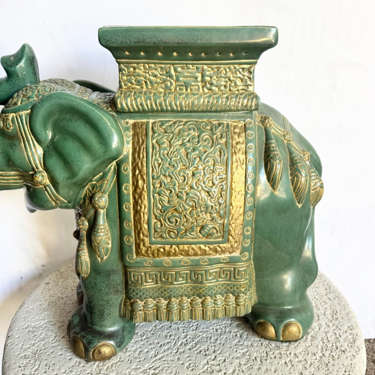 Vintage Boho Ceramic Elephant Planter/Side Table - Dolphin & Flamingo