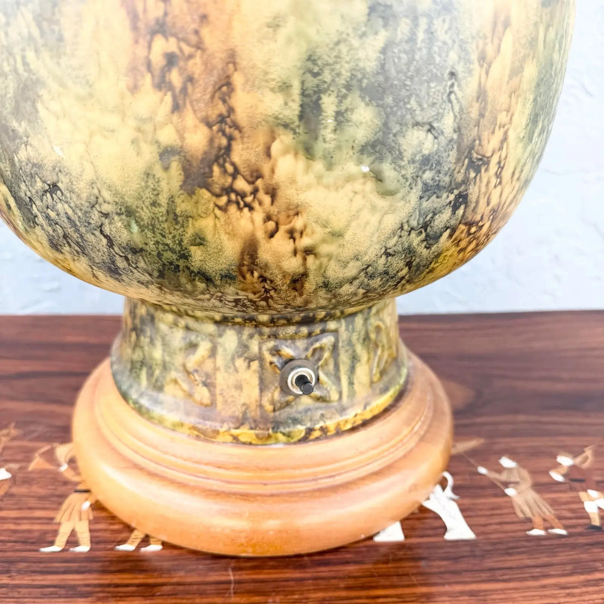 Vintage Ceramic and Wood Olive Green Earth-Tone Table Lamp