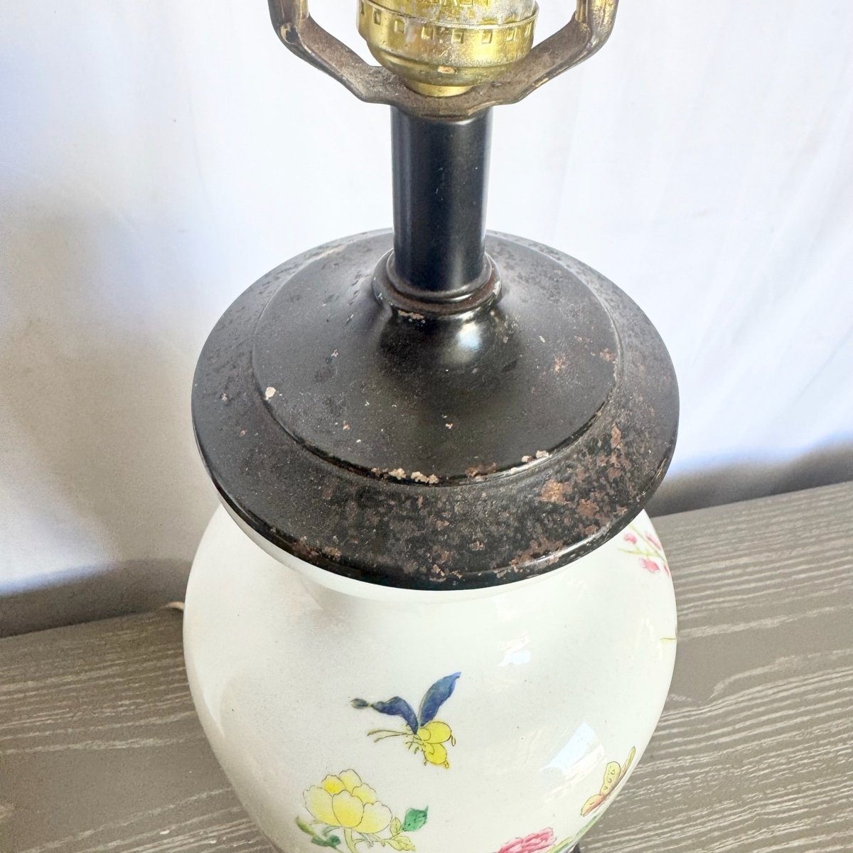 Vintage Chinese Hand Painted Porcelain Table Lamp - Dolphin & Flamingo
