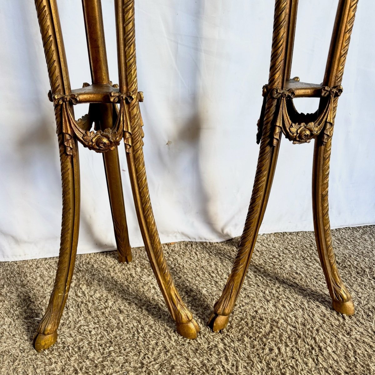 Vintage Neoclassical - Style Carved Ram Head Giltwood Pedestals/Gueridon Stands - A Pair - Dolphin & Flamingo