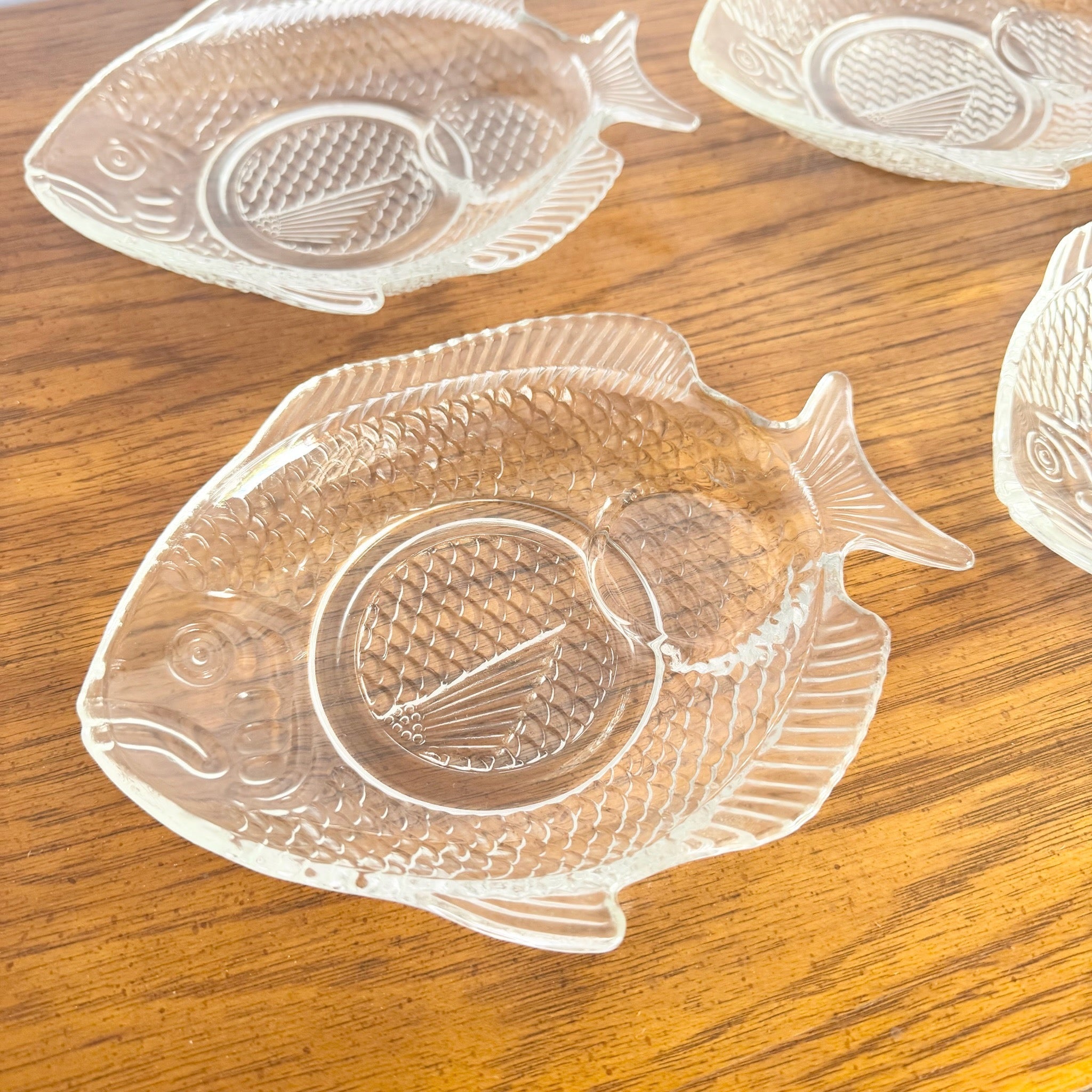 Vintage Pressed Glass Fish Plates - Set of 4 - Dolphin & Flamingo