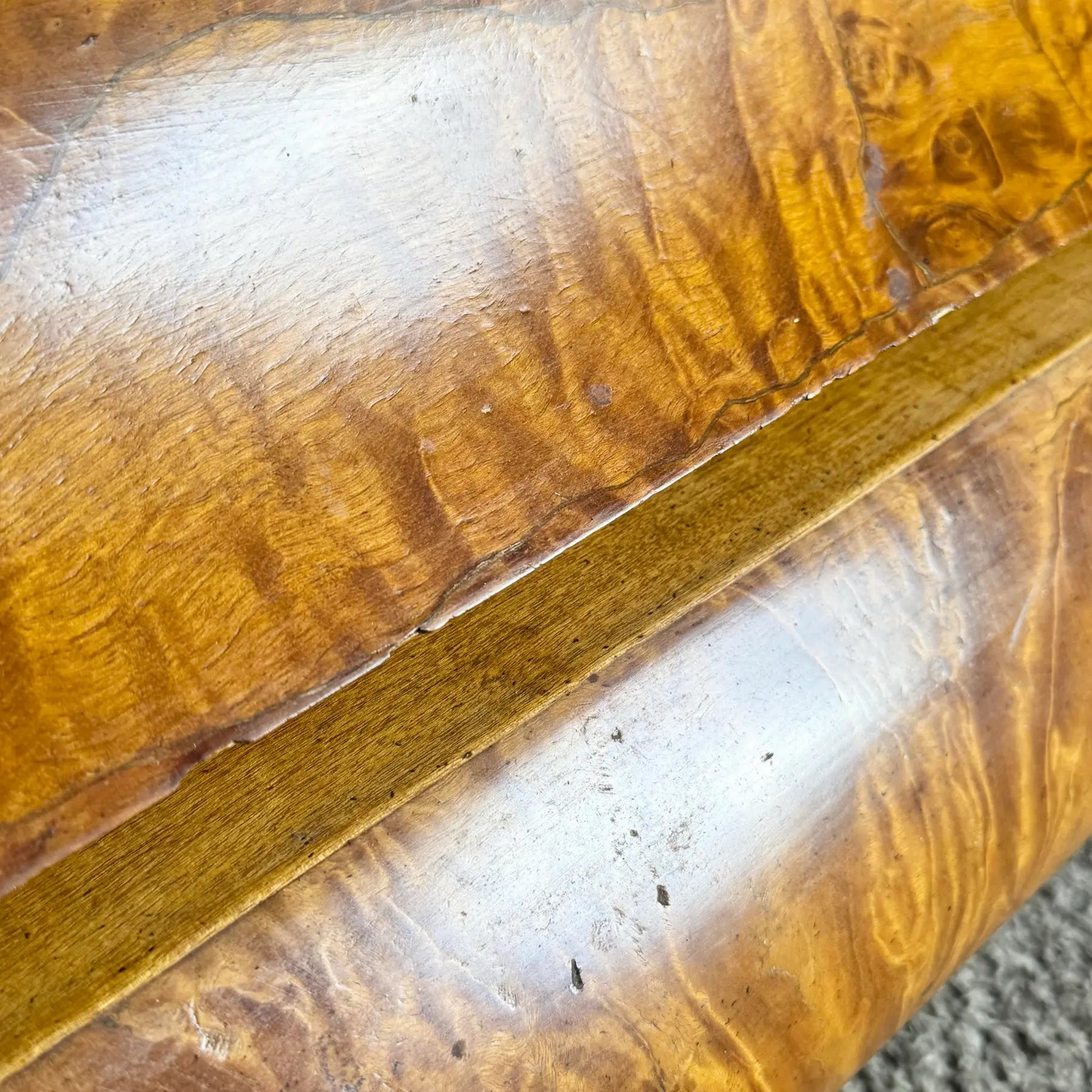 Vintage Venetian Bombe Burlwood Dresser